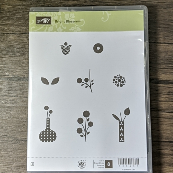 Stampin' Up! 'Bright Blossoms' set - Picture 1 of 5